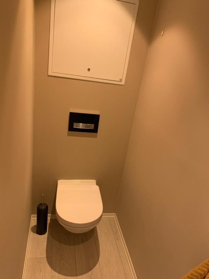 Luxury Apartement Close To City Centre With Free Parking トロムソ エクステリア 写真